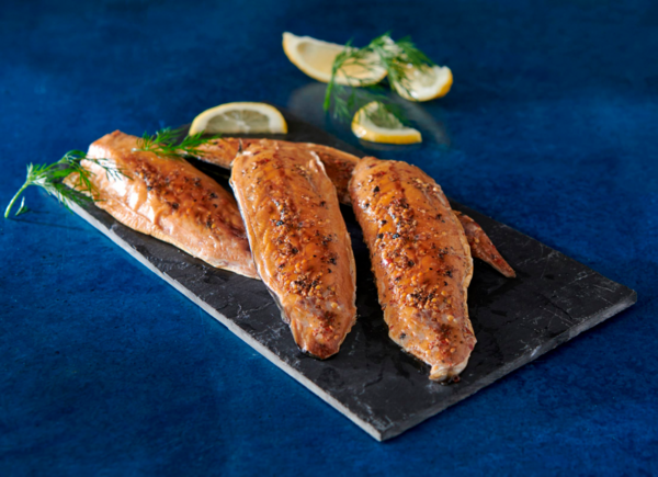 Filets De Maquereau Fumé Au Poivre Ou À La Provençale