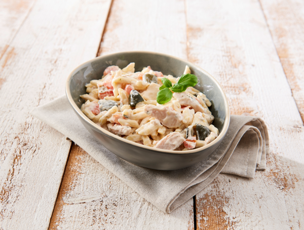 Salade De Mini Penne Tomate, Mozzarella Et Basilic